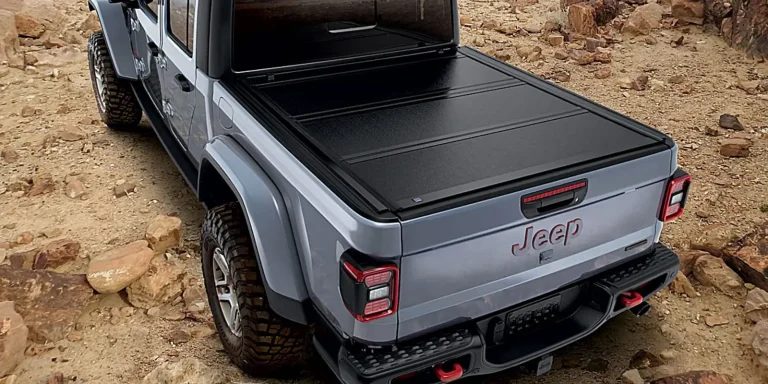 Hard Folding Tonneau Covers for Security